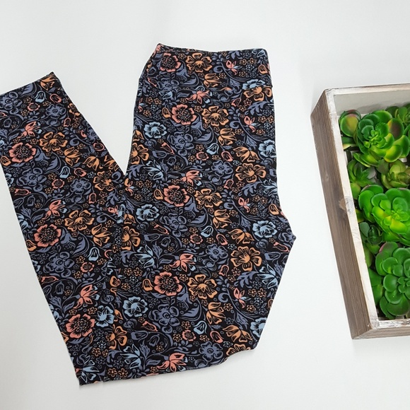 LuLaRoe Pants - ✅ Lularoe Flower Print Leggings -b2